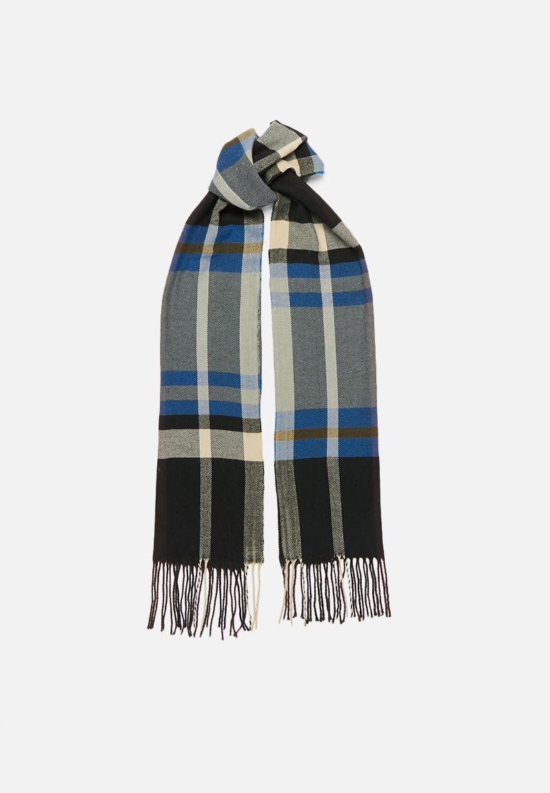 Men’s Colourblocked Woolen Scarf with Frayed Border – Maroon, Blue & Grey | Indiaista