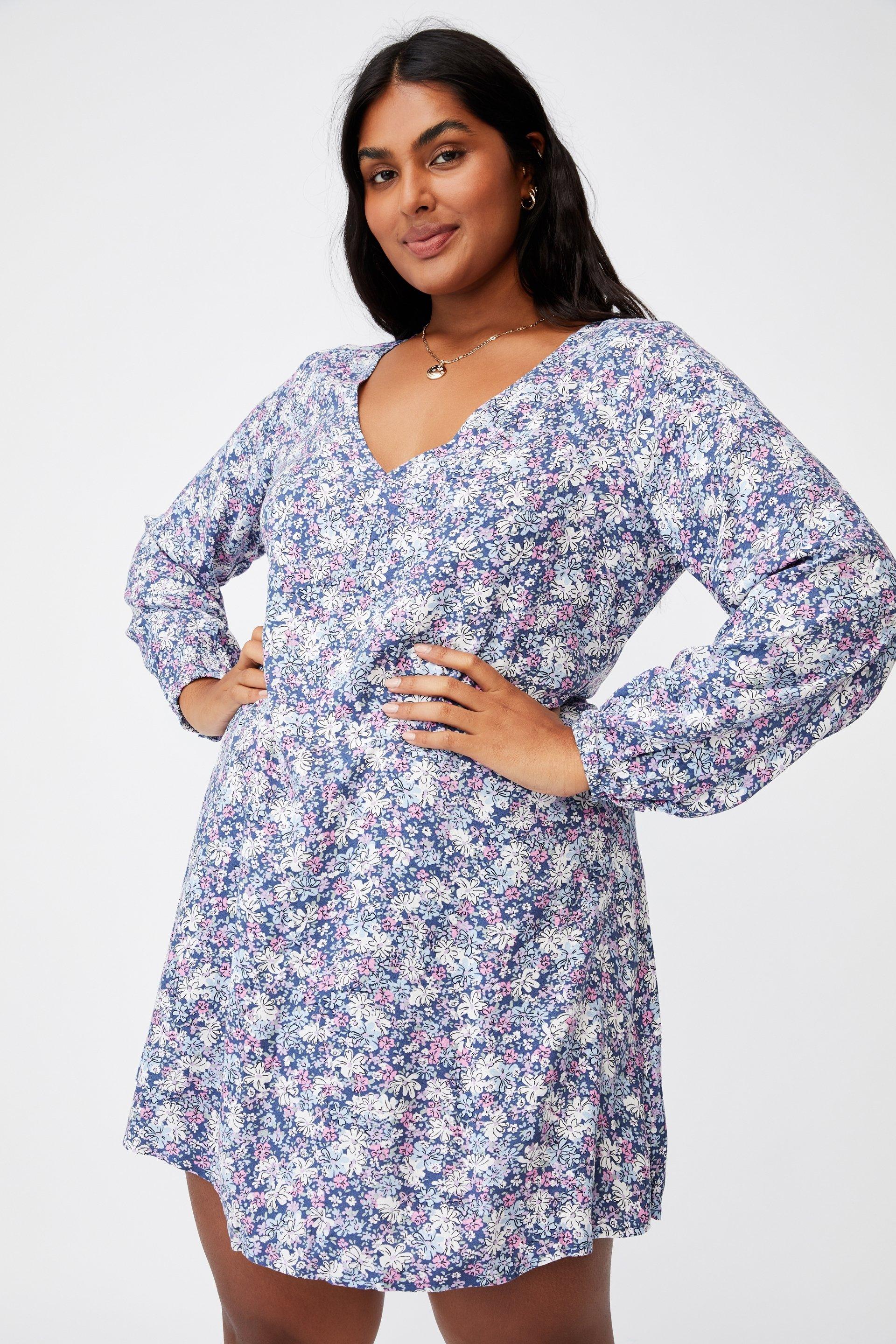 long sleeve curve dress