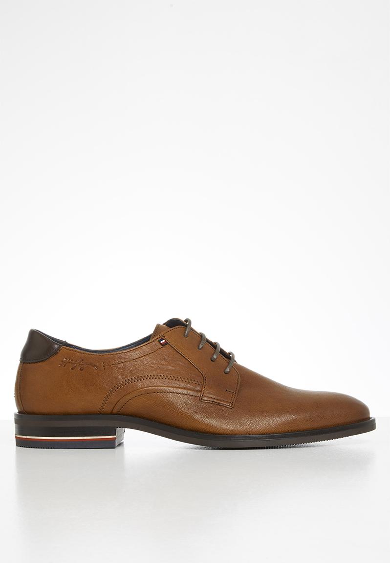 Signature hilfiger leather shoe - brown Tommy Hilfiger Formal Shoes ...