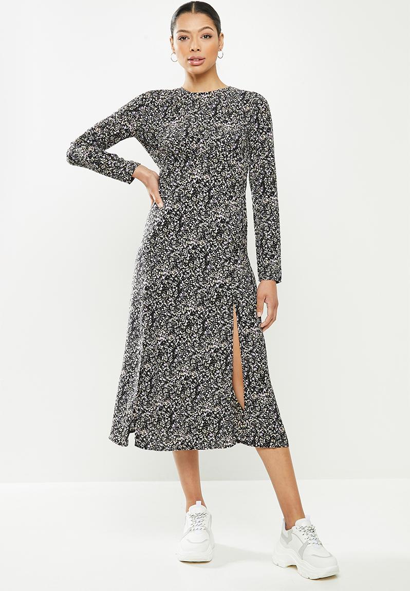 Flutter sleeve midi dress long sleeve floral - black Missguided Casual ...
