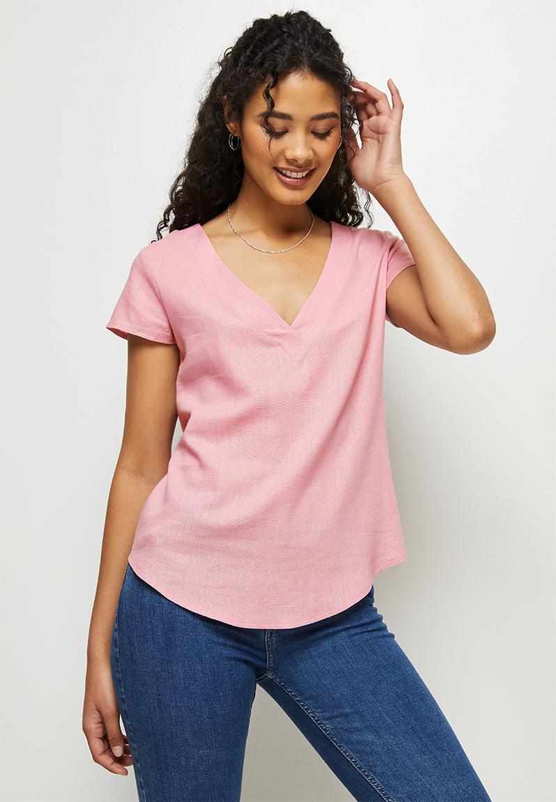 Linen v-neck shell - blush edit Blouses | Superbalist.com