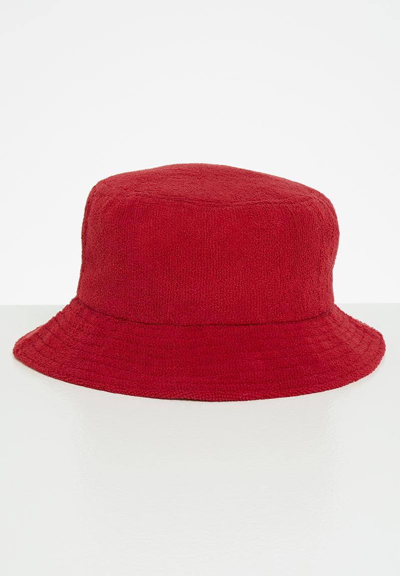 Towelling bucket hat - red w/ yellow Simon and Mary Headwear ...