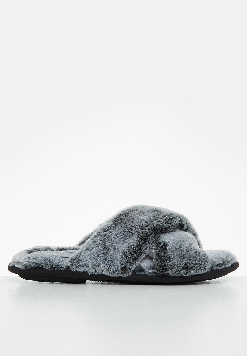 Ambra slipper - black faux fur Hush Puppies Pumps & Flats | Superbalist.com