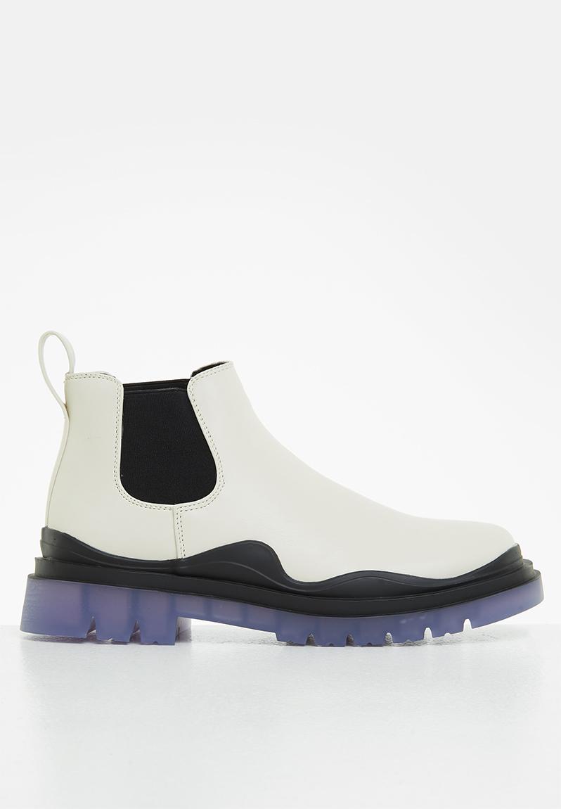Myth chunky chelsea boot - ecru