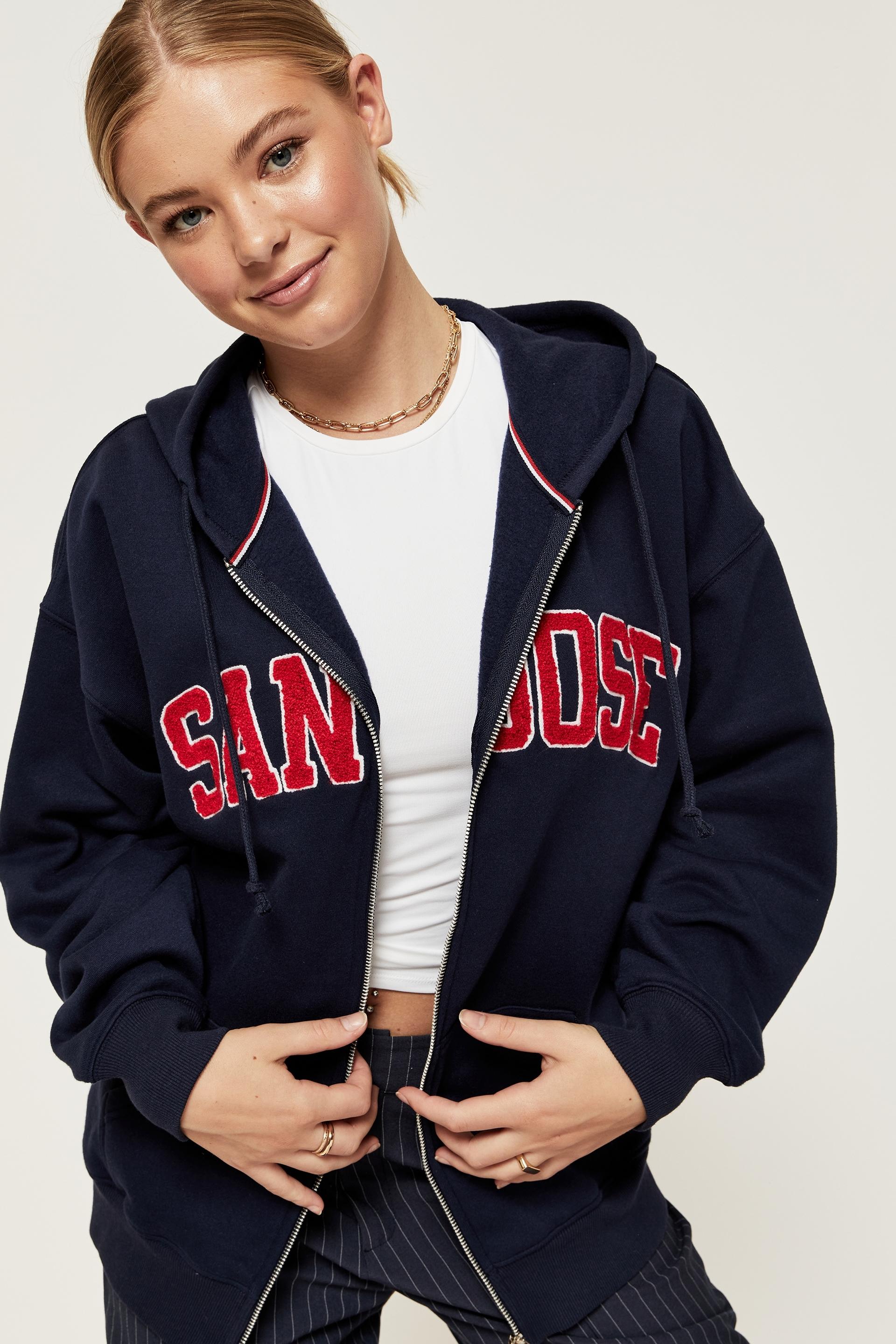 Lisa printed hoodie - varsity navy/san jose Supré Hoodies & Sweats ...