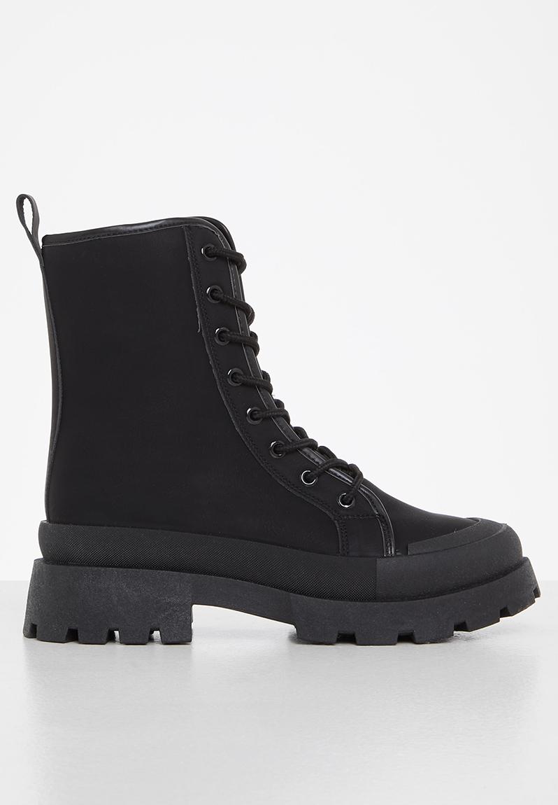 Chunky hiking boot - black1 Seduction Boots | Superbalist.com