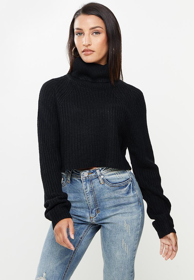 Petite recycled batwing crop jumper - black Missguided Tops ...