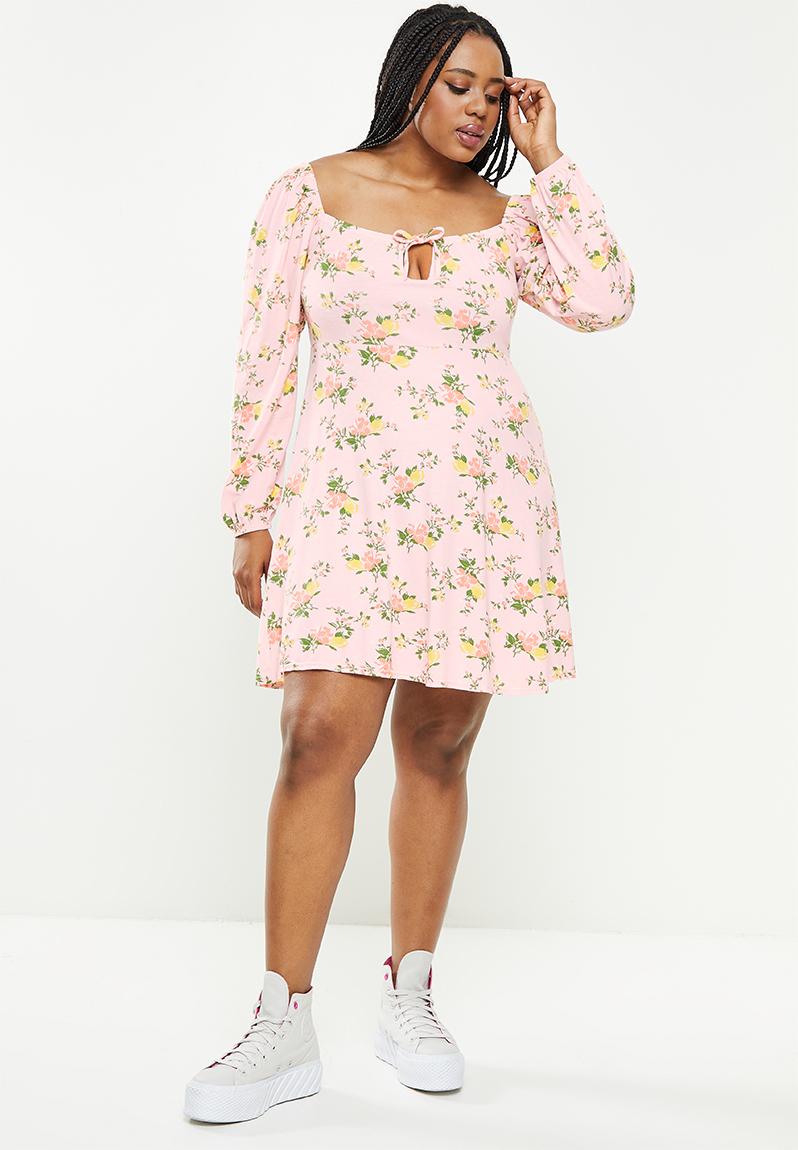 Plus Floral Skater Milkmaid Dress Pink Missguided Dresses 2527