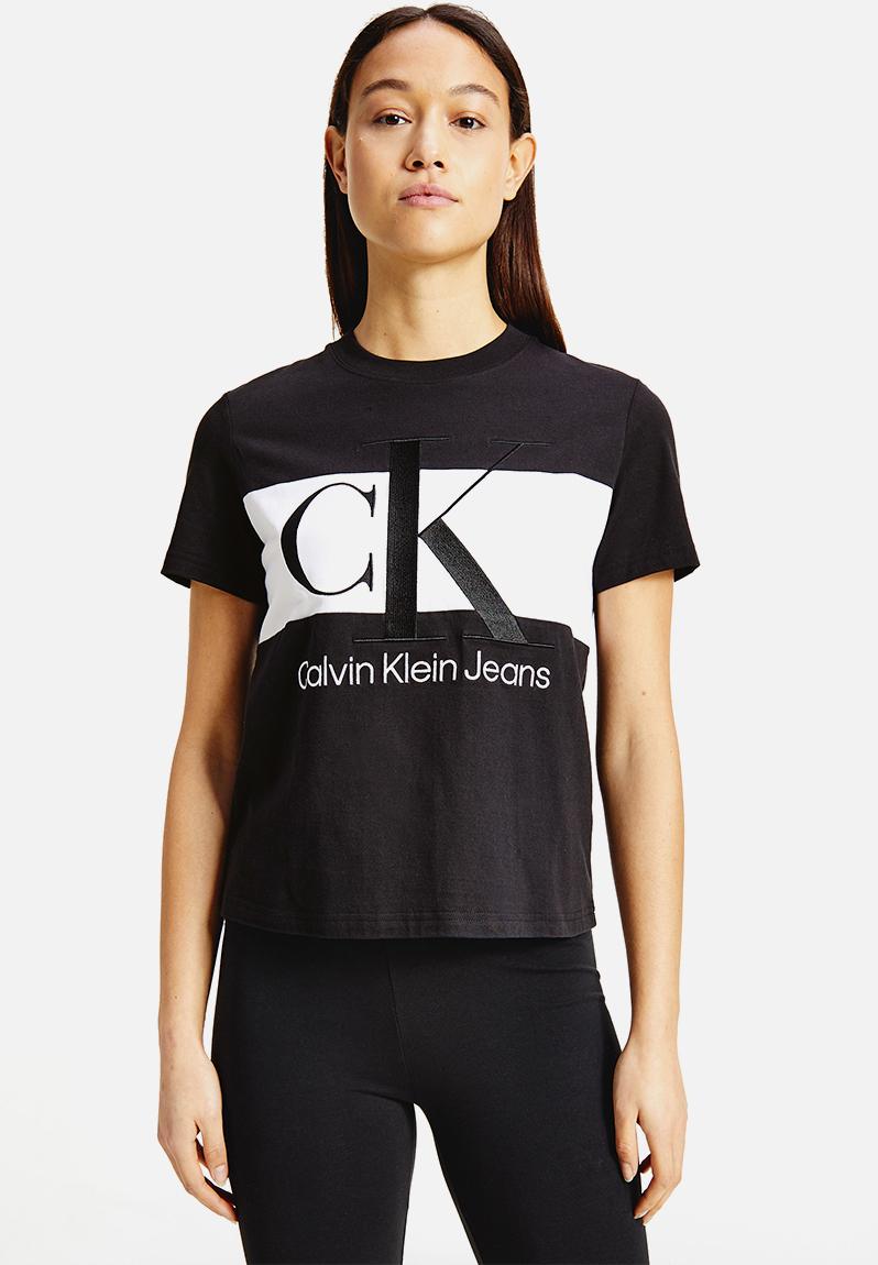 Blocking tee - black