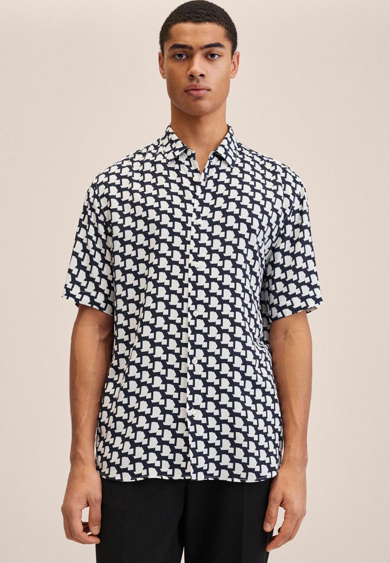 Ponta shirt - black MANGO Shirts | Superbalist.com