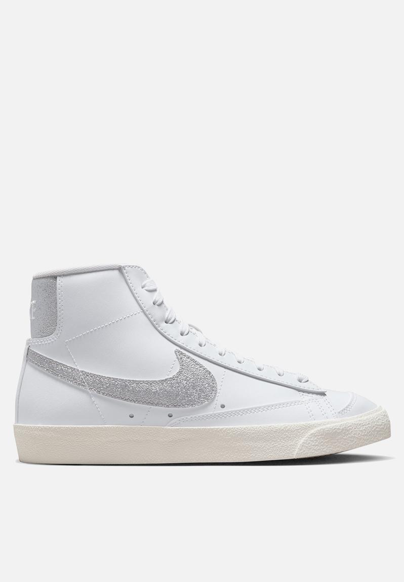 nike blazer mid 77 white