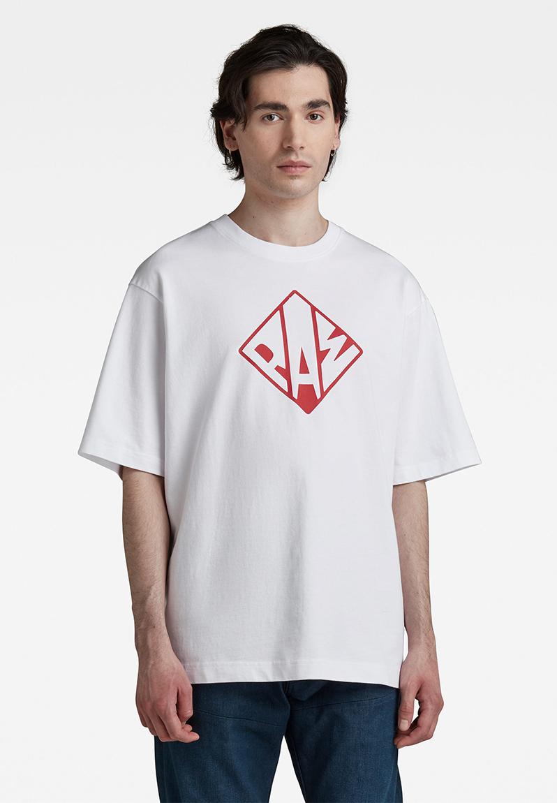 Typography boxy r t - white