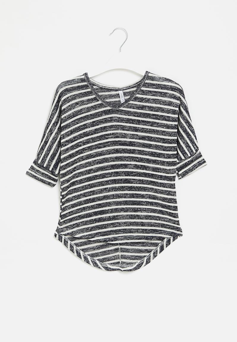 3/4 v tp lisa - navy stripe HAILYS Tops | Superbalist.com