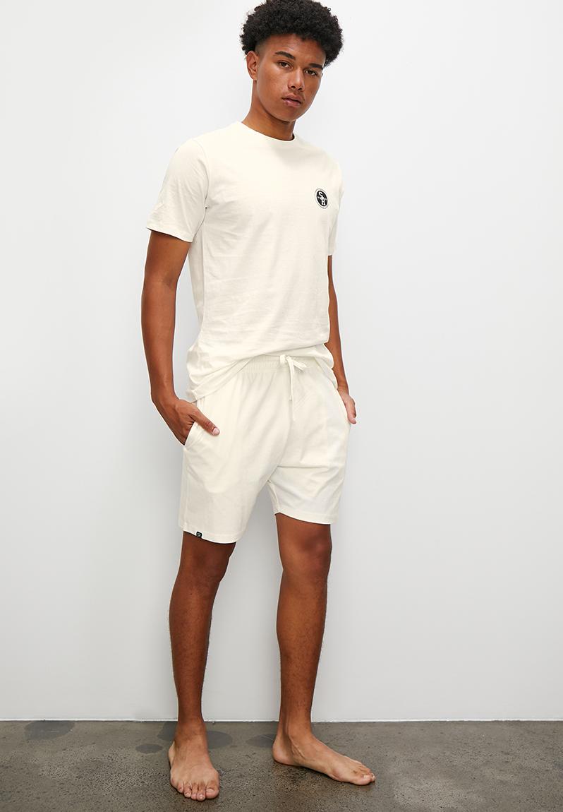 CONTRAST SHORT LOUNGE SET