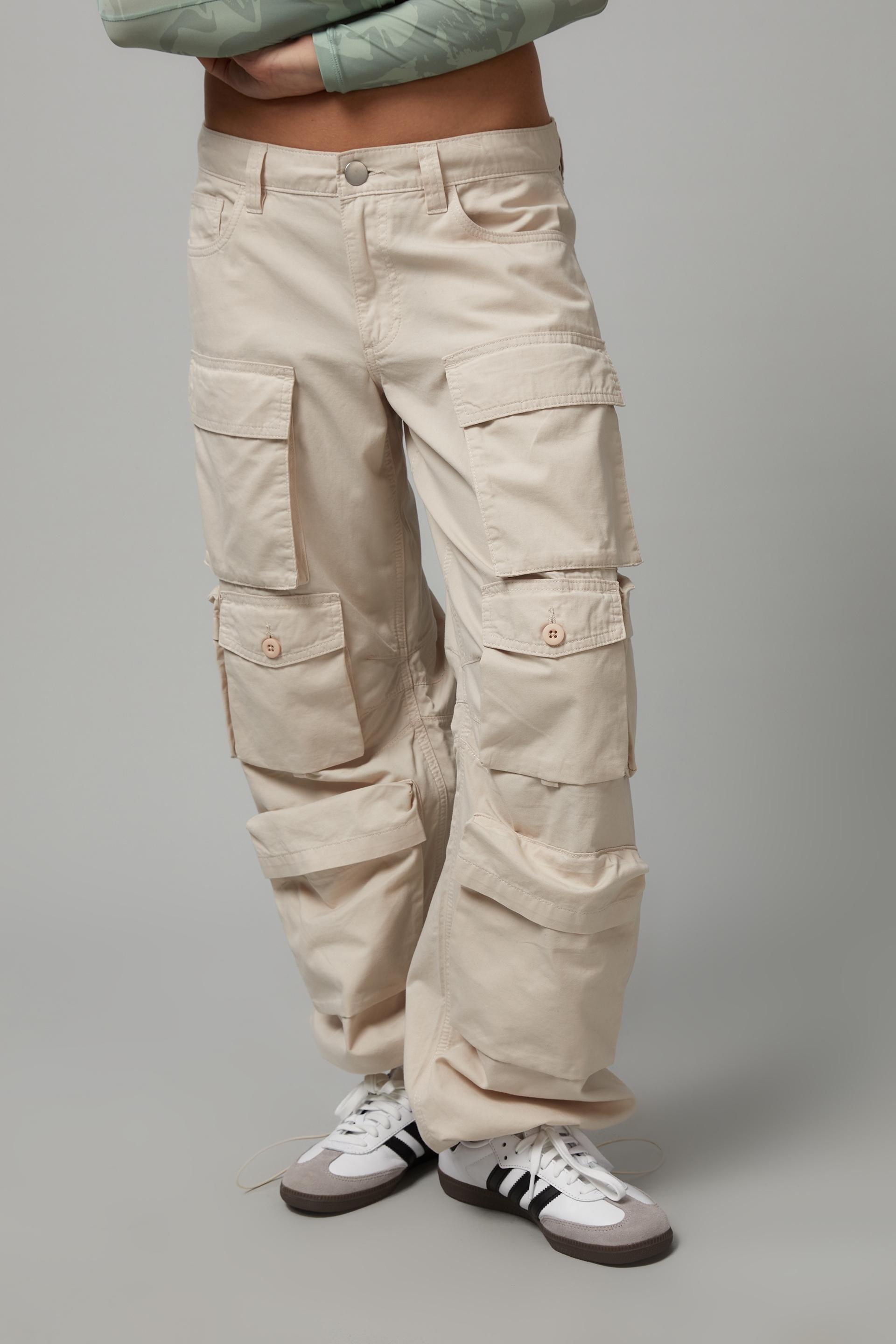 Hype front pocket woven cargo - light stone Factorie Trousers ...