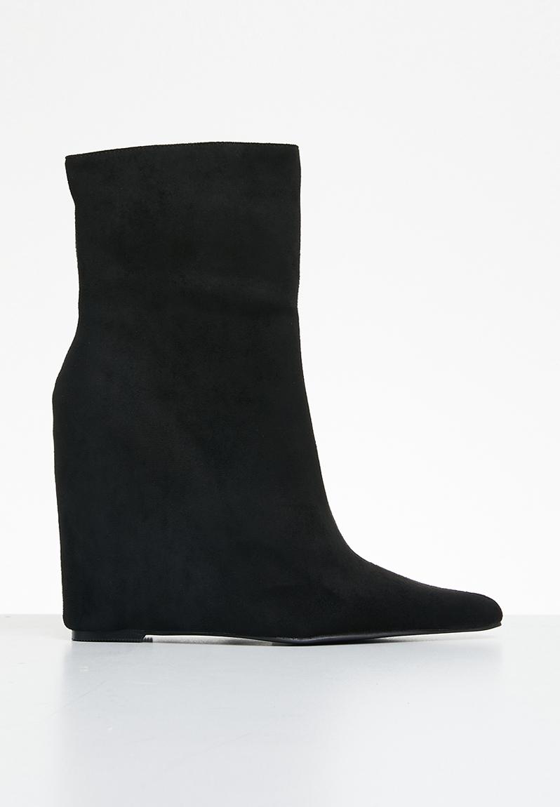 Getaway ankle boot - black faux suede Public Desire Boots | Superbalist.com