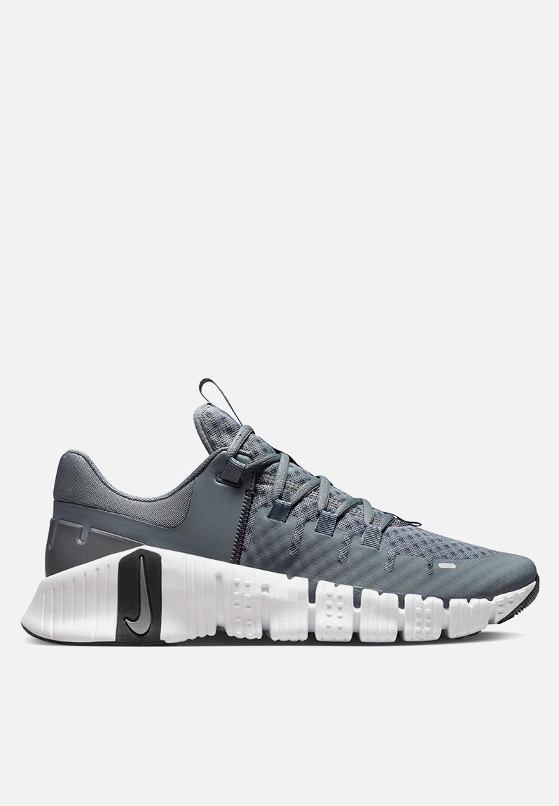 Nike free metcon 5 - DV3949-003 - smoke grey/smoke grey-iron grey Nike ...