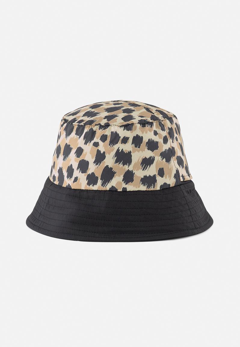 Prime dt bucket hat-puma black-granola- aop PUMA Headwear | Superbalist.com