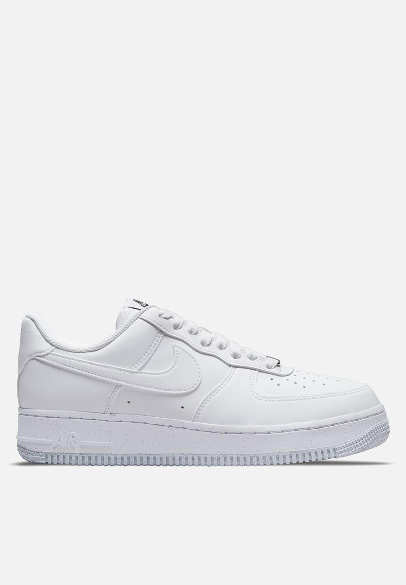 W air force 1 '07 next nature - DC9486-101 - white Nike Sneakers ...