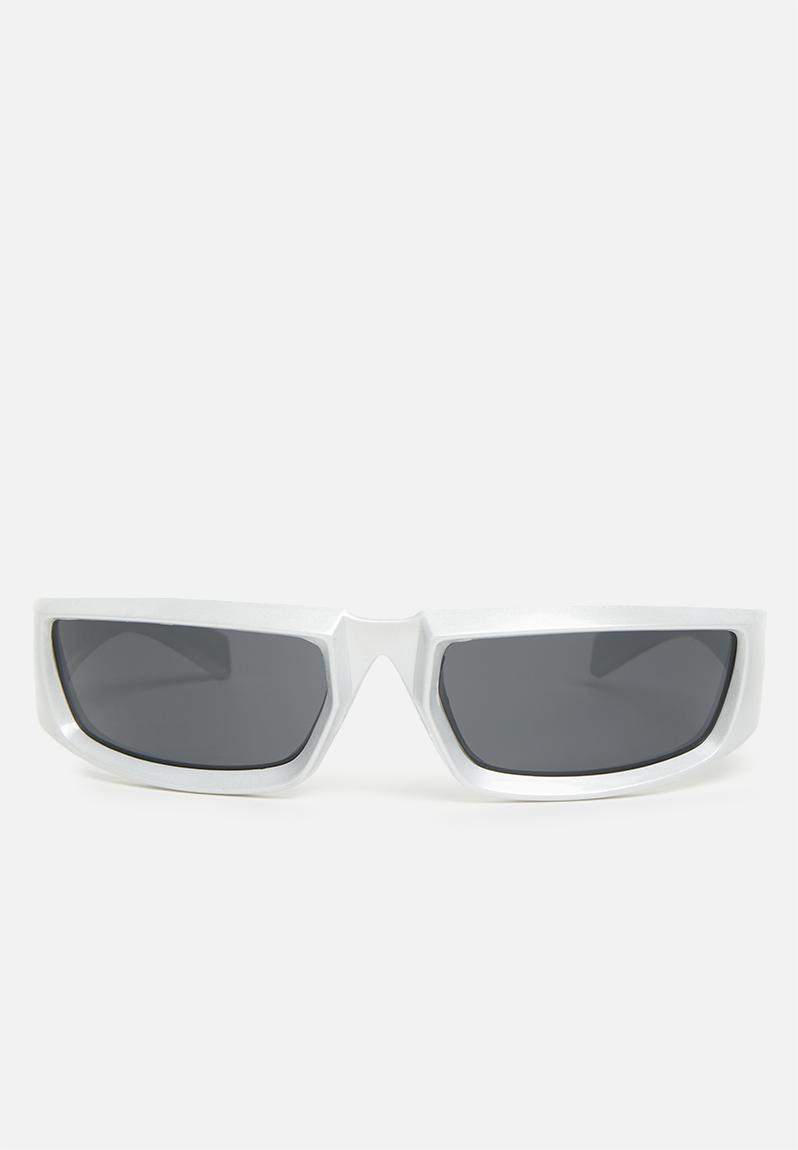 Viper | Oval Sunglasses (Black Lens | Silver Frame  - MG5189)