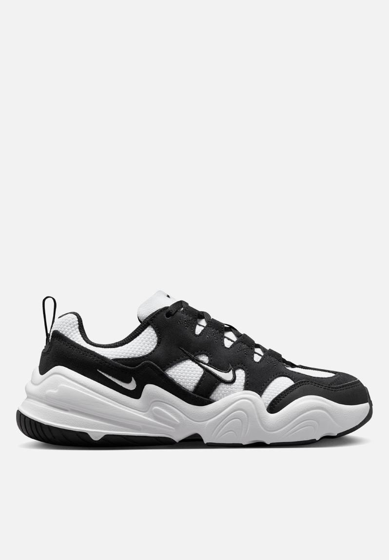 W nike tech hera - dr9761-101 - white/white-black Nike Sneakers ...