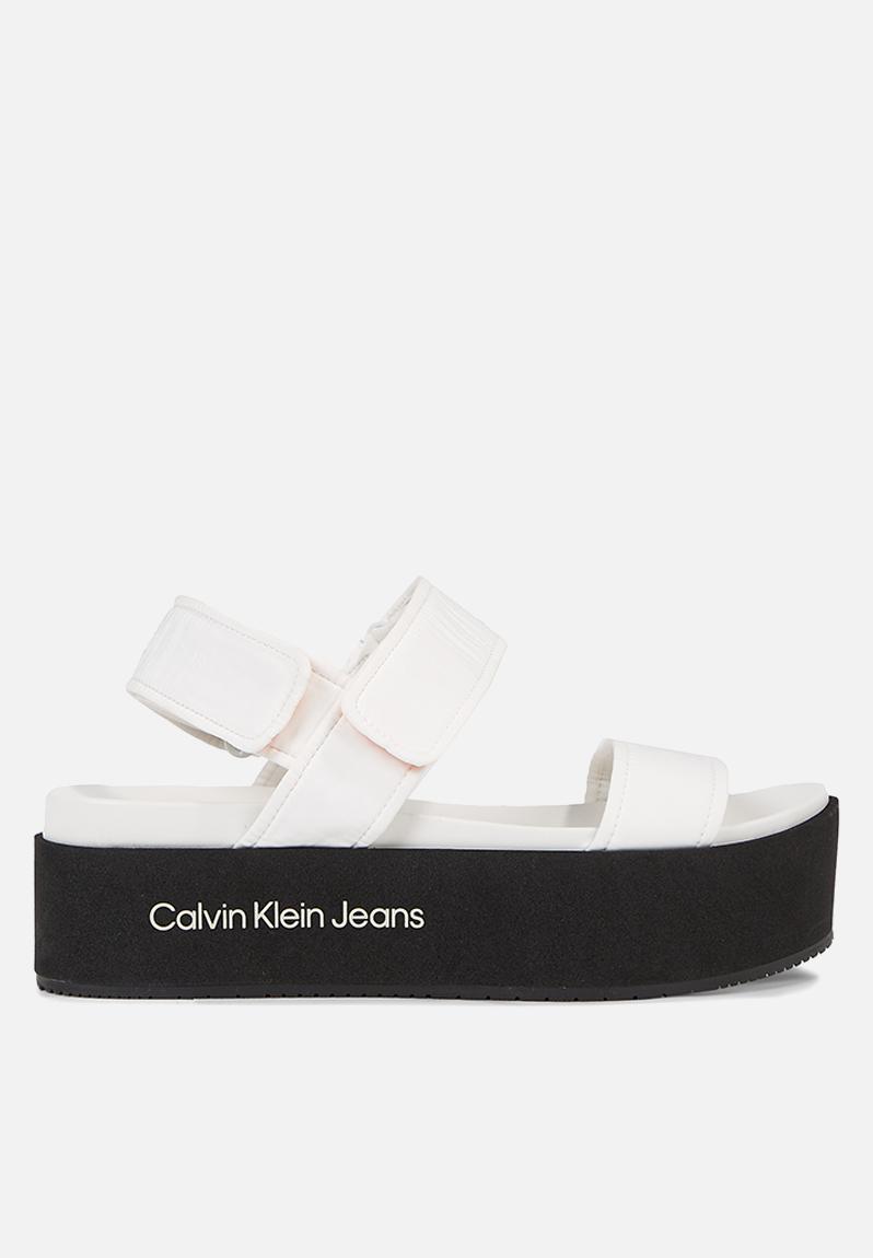 CC FLAT SANDAL IN WHITE MIX BLACK CALFSKIN