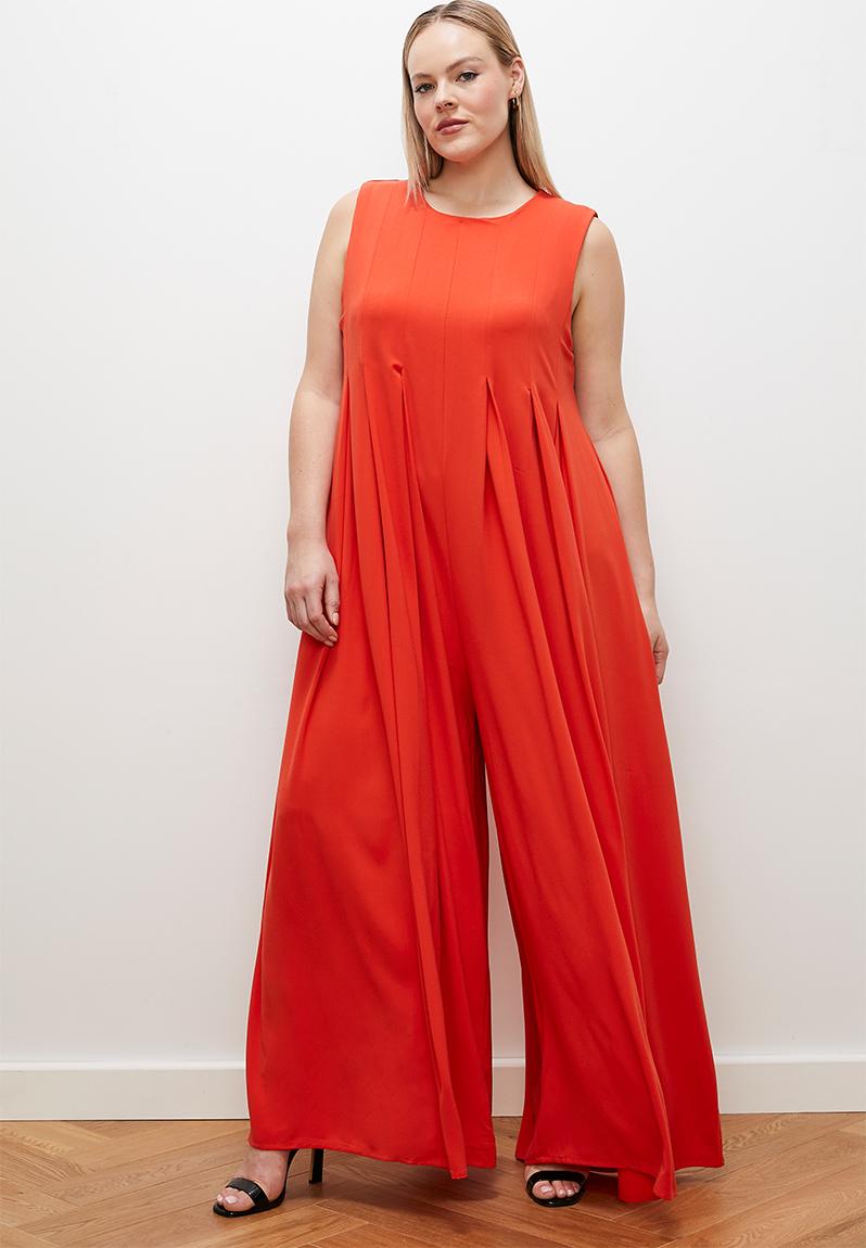 City Chic Women's Sleeveless Wide Leg Pleated Jumpsuit – V-Neck, Adjustable Straps, Fitted Waist, Invisible Back Zip