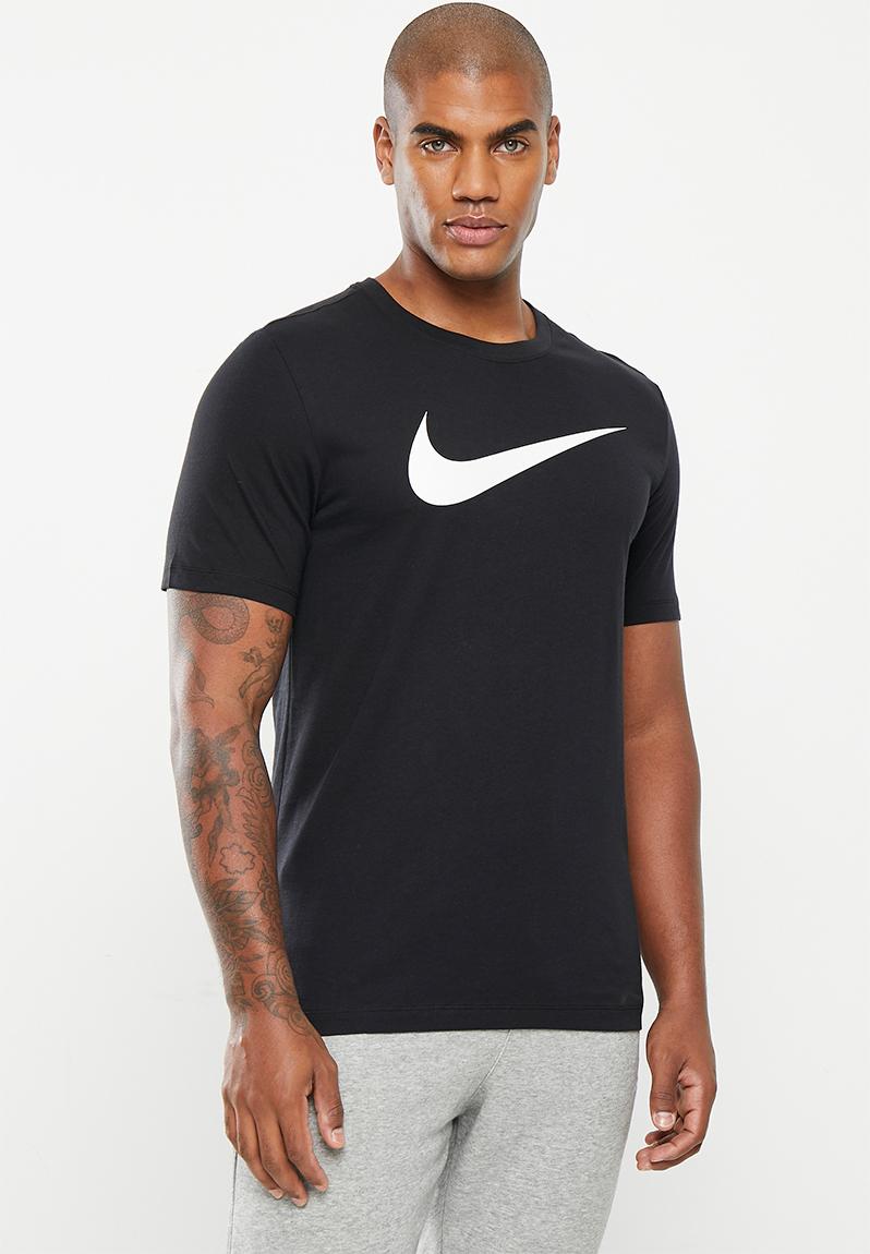 Nsw tee good chest swsh fs - black/white Nike T-Shirts | Superbalist.com