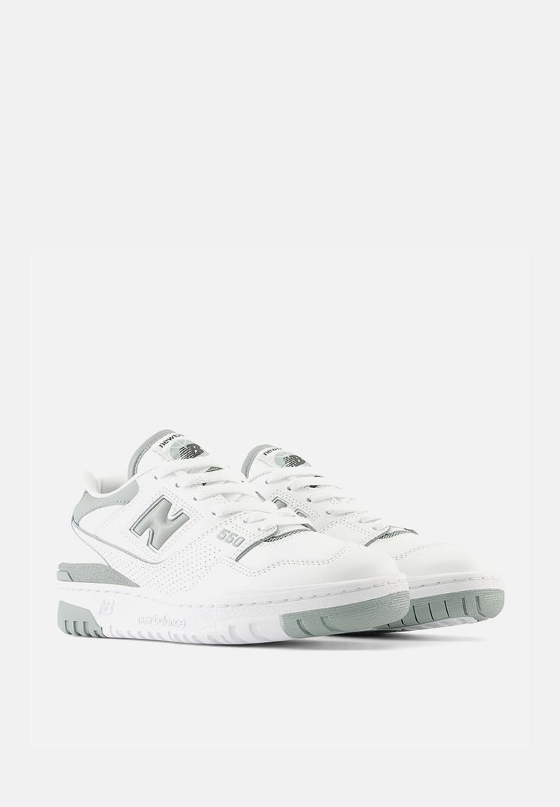 550 - BBW550BG - white & grey New Balance Sneakers | Superbalist.com