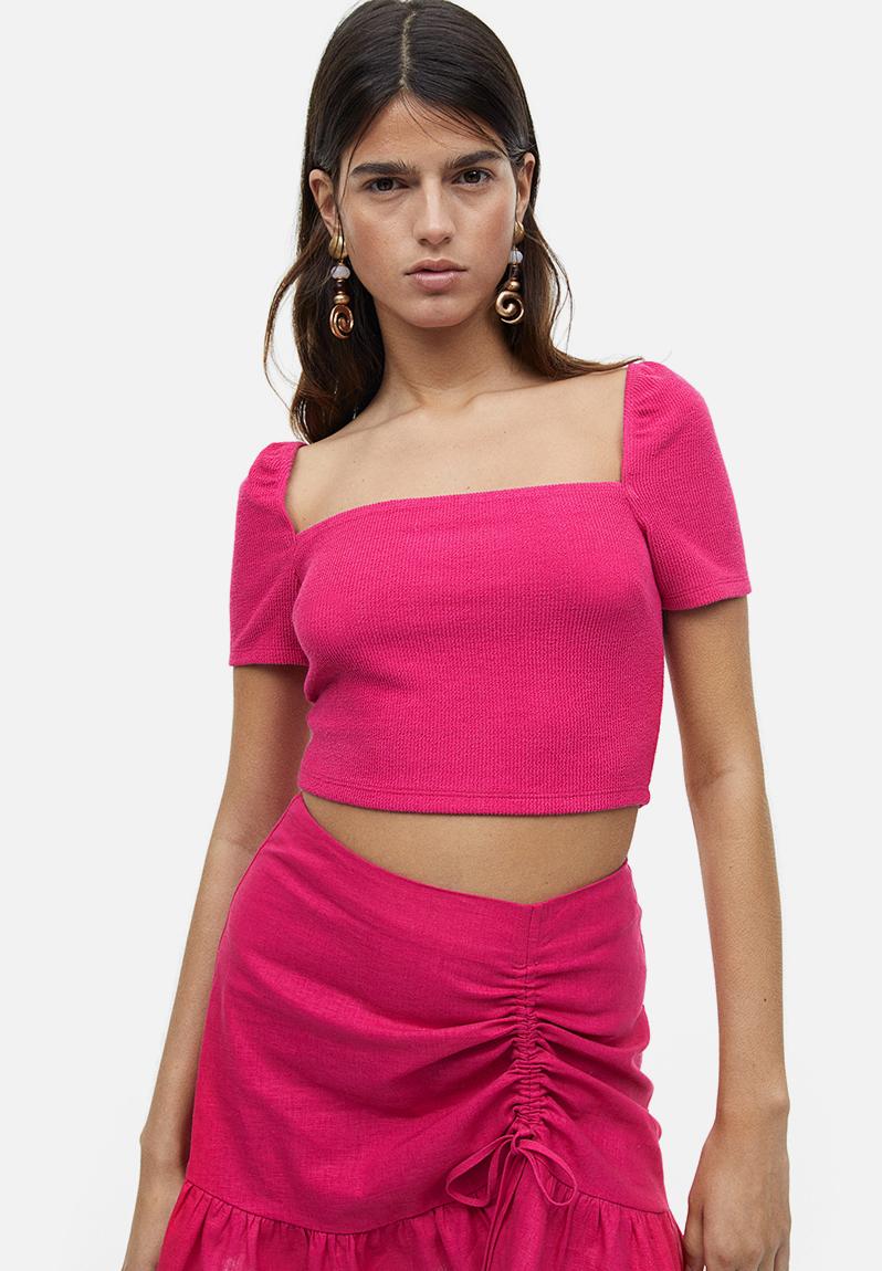 POL Square Neck Cropped Knit Top with Curved Hem main image 1