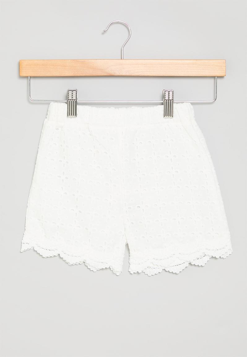 Peach & White Sweetheart Box Cotton Shorts