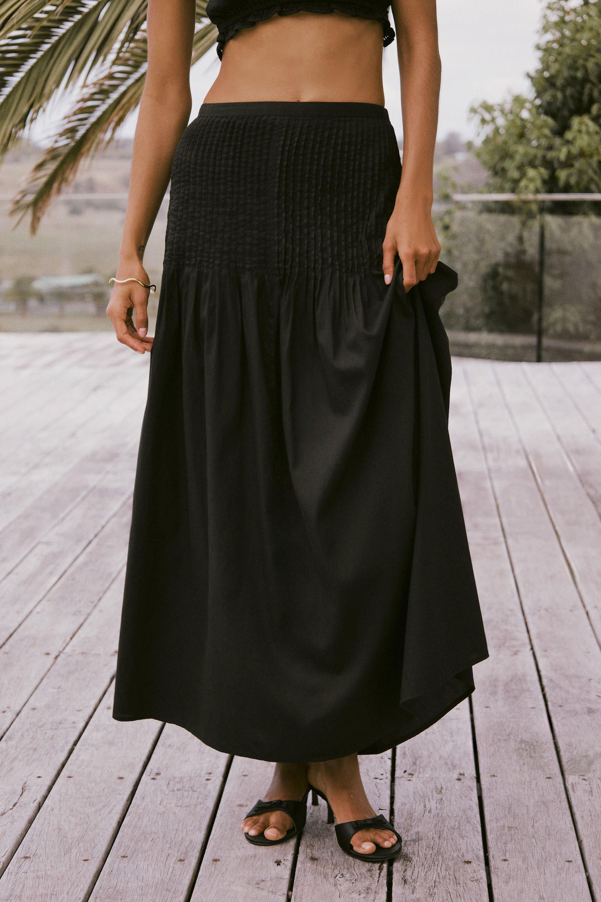 ALUCA PINTUCK MAXI SKIRT - BLACK