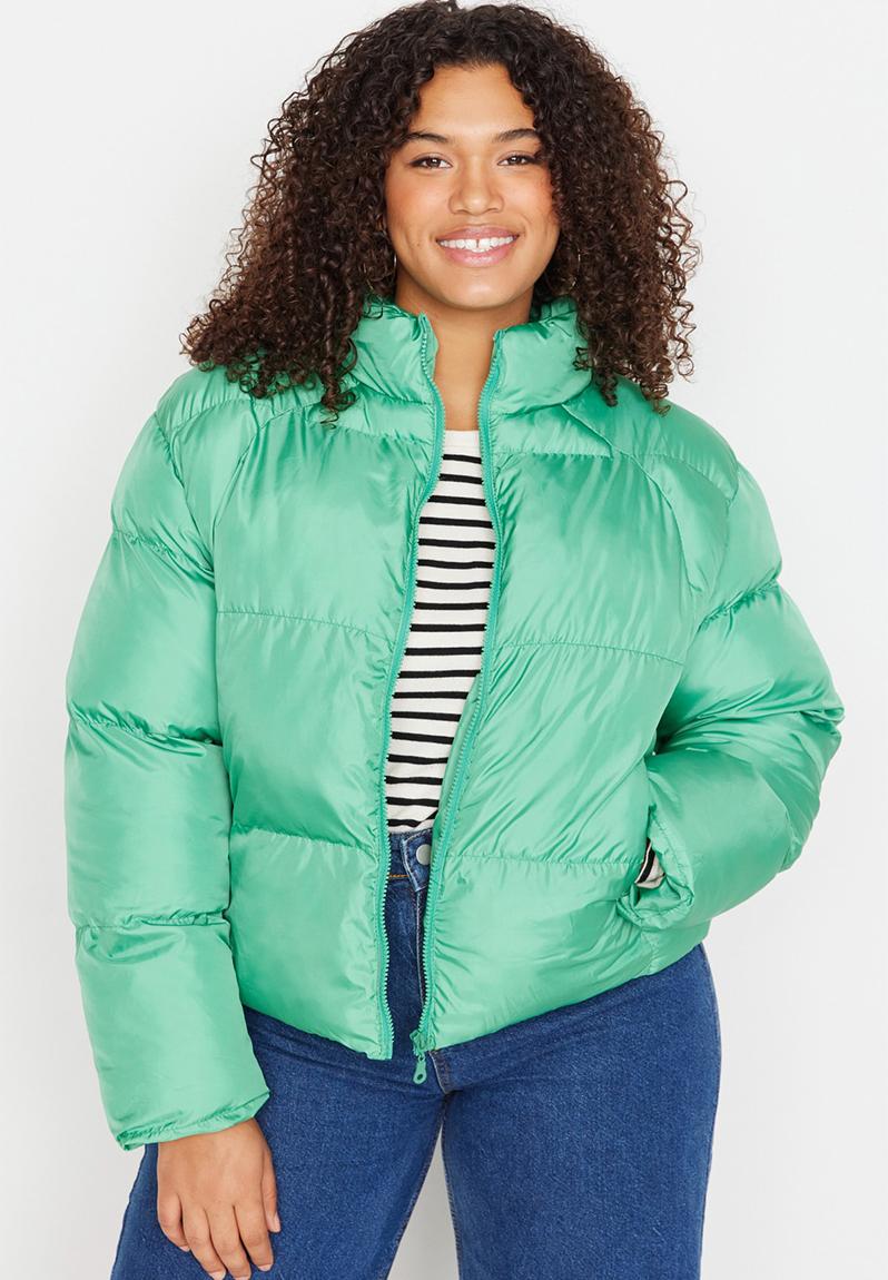 Plus crop down jacket - green Trendyol Jackets & Coats | Superbalist.com