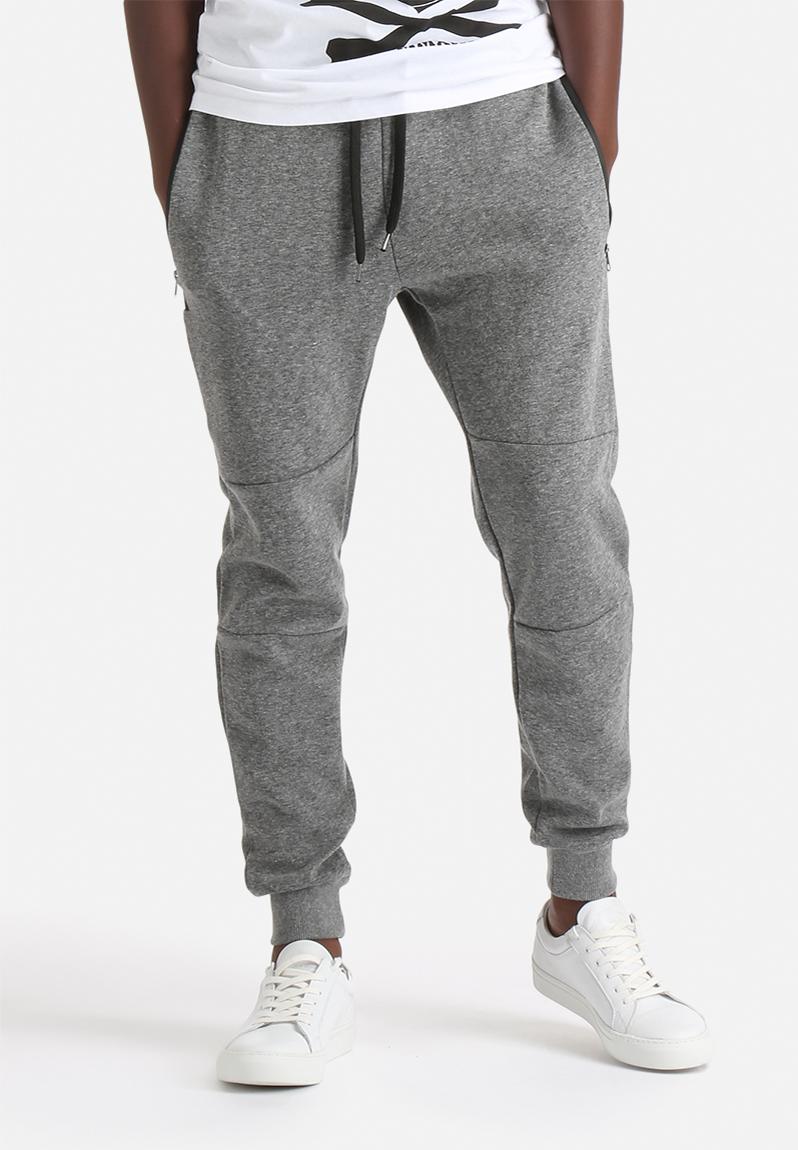 nike all over swoosh jogger