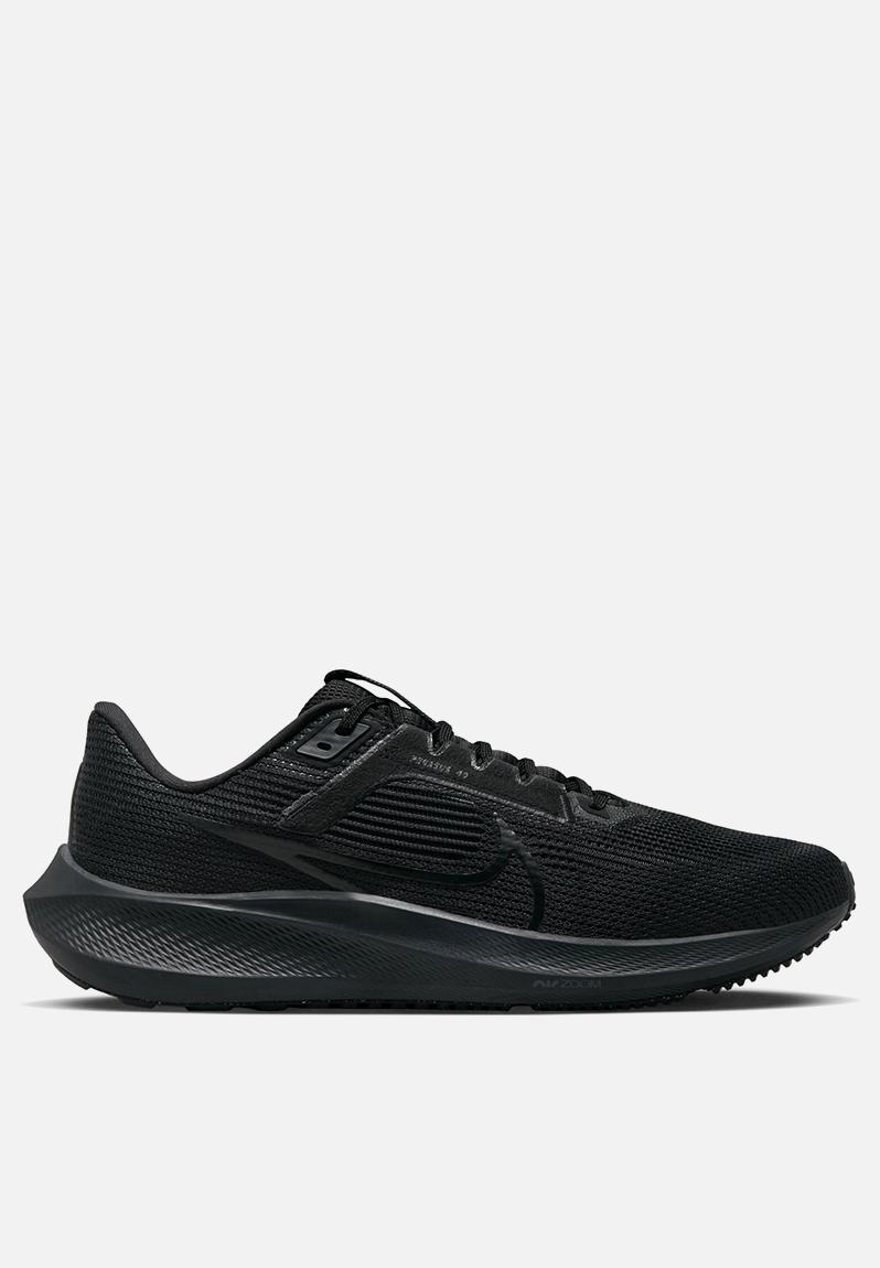 Nike pegasus 40 - dv3853-002 - black/black-anthracite Nike Trainers ...