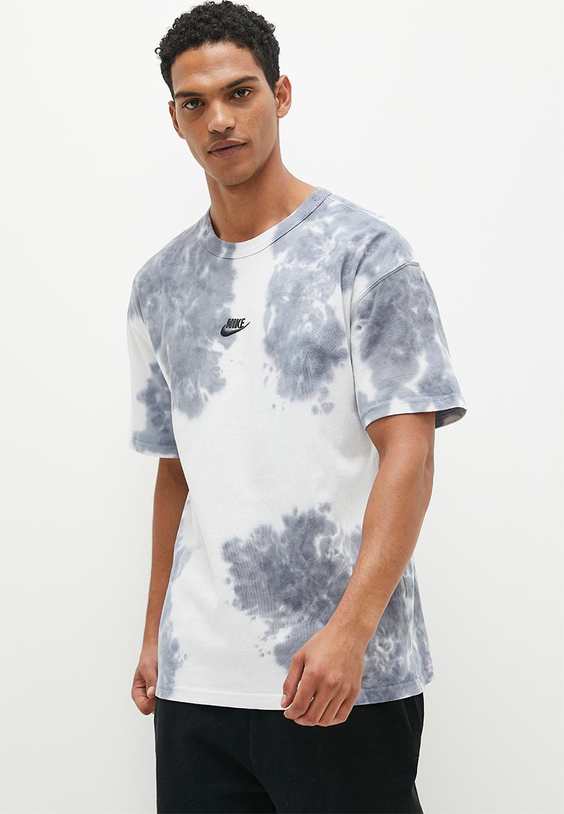 M nsw tee m90 ssnl prem essntl - platinum tint/ashen slate Nike T ...