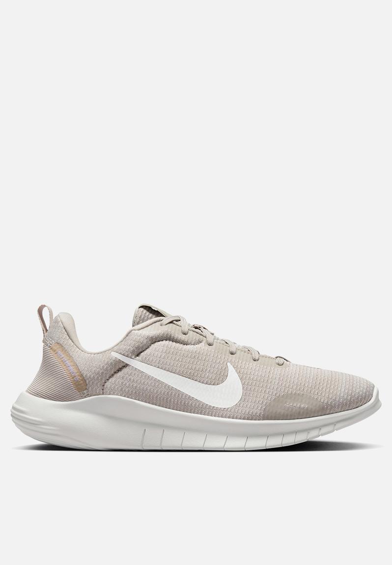 Nike flex experience run 12 - dv0746-006 - lt iron ore/white-mtlc gold ...