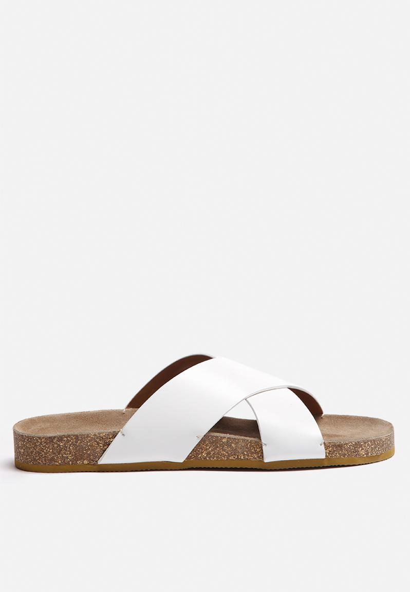 white leather flip flops women's