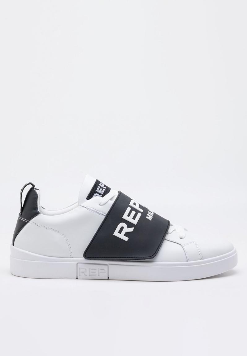 Polys strap - white black Replay Sneakers | Superbalist.com