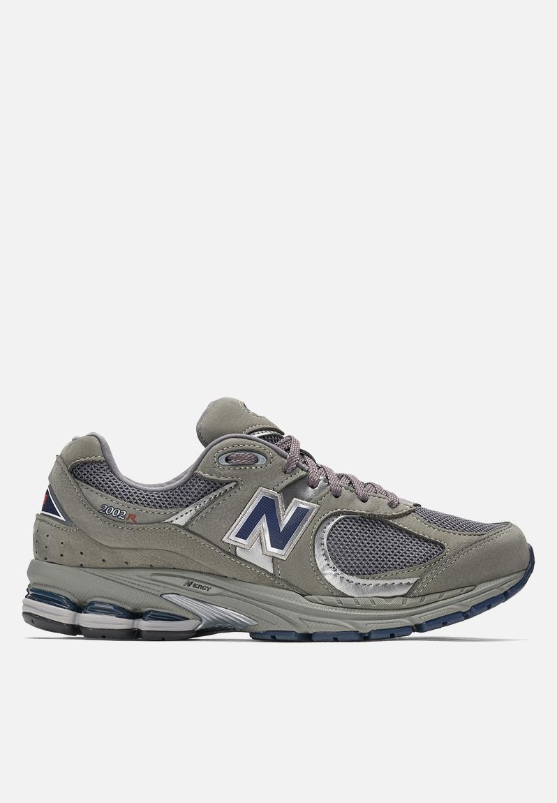 2002R v1 - ML2002RA - CASTLEROCK (105) New Balance Sneakers | Superbalist