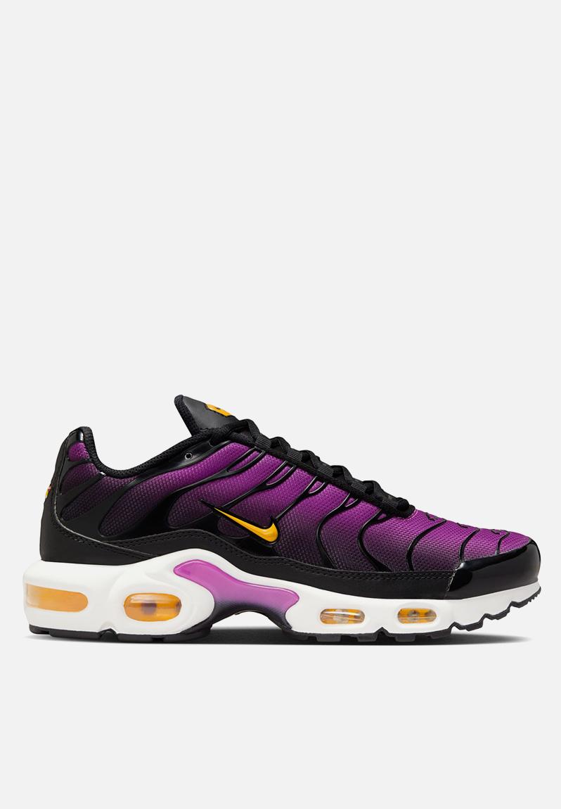 black and purple air max 200