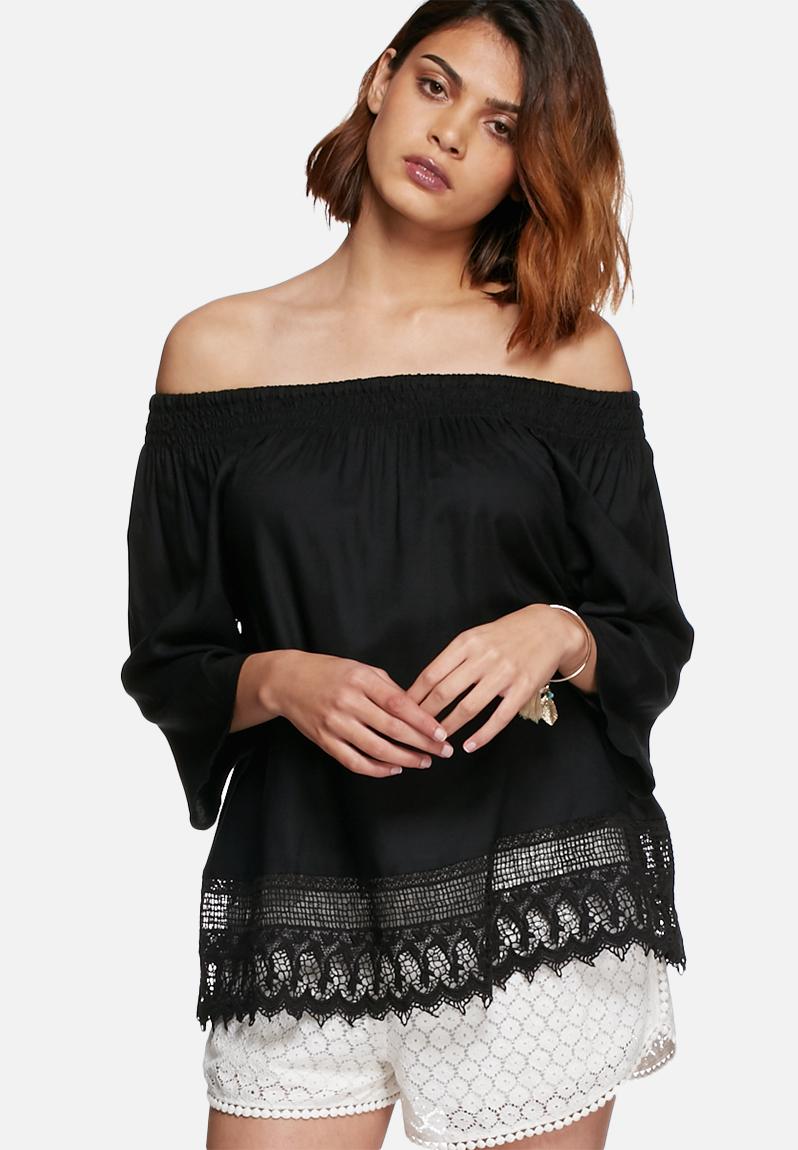 Lisa off shoulder top - black Vero Moda Blouses | Superbalist.com