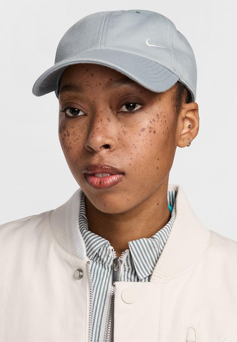 U Nk Club Cap U Cb Sm Swsh L Unstructured Cap - Base Grey/Sail