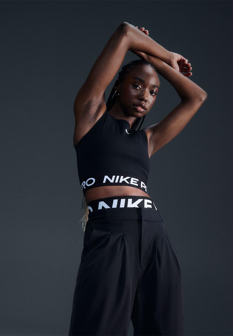 black nike pro crop top