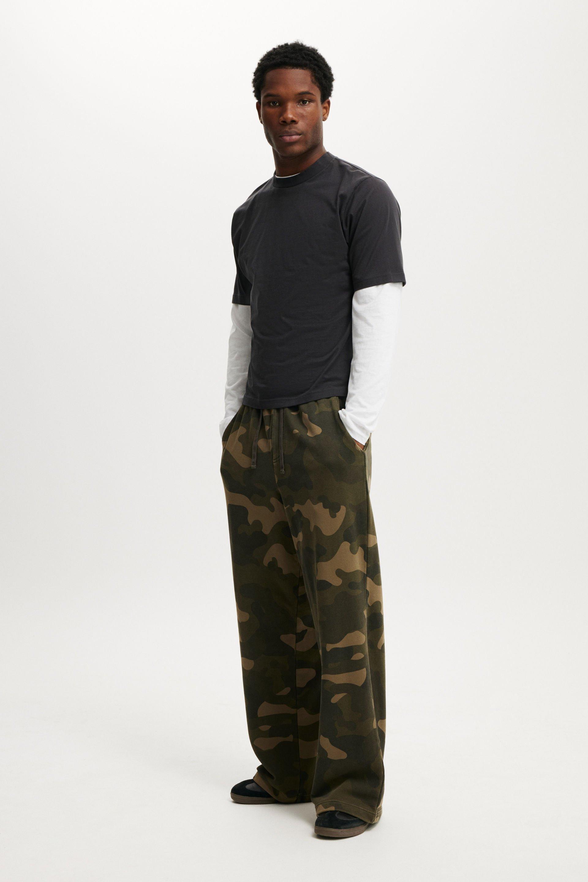 Super Baggy Track Pant - Camo Green