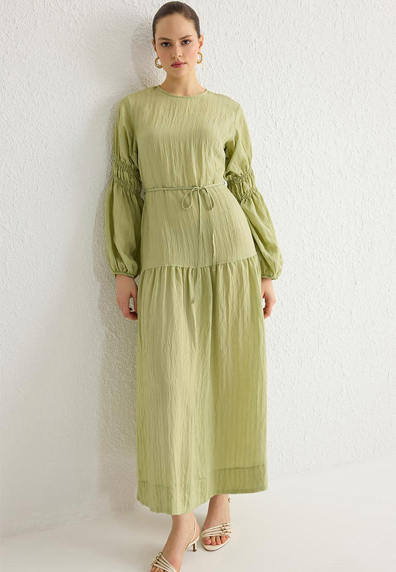 Gipe Detailed Belted Unlined Woven Dress - Green