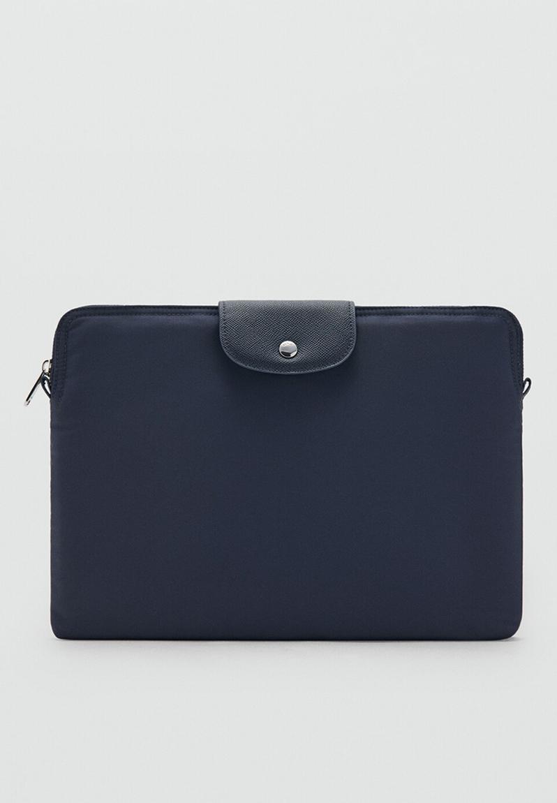 Nanda case-navy