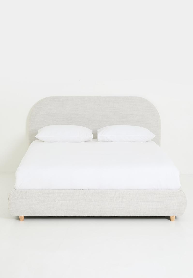 Isabel upholstered bed - natural