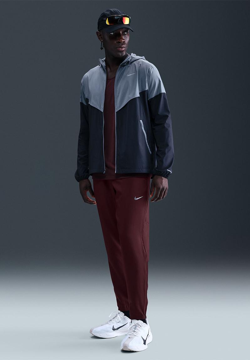 Dri-FIT Challengr Woven Pant - Burgundy Crush/Black/Reflective Silv