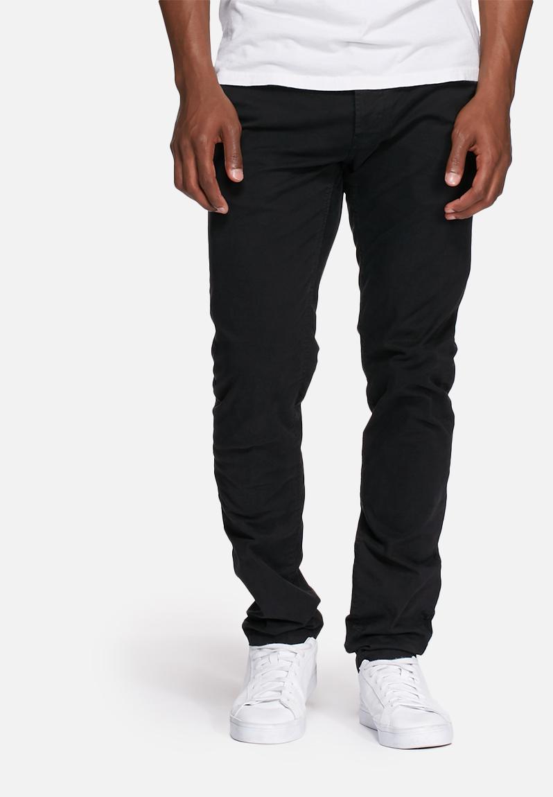 Tarp tapered chino - black Only & Sons Pants & Chinos | Superbalist.com